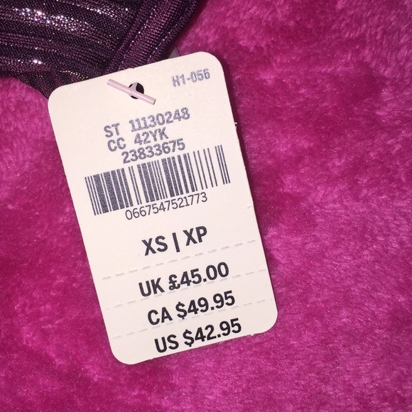 E09 - Victoria Secret PINK XS Swim Top Maroon - Picture 3 of 3